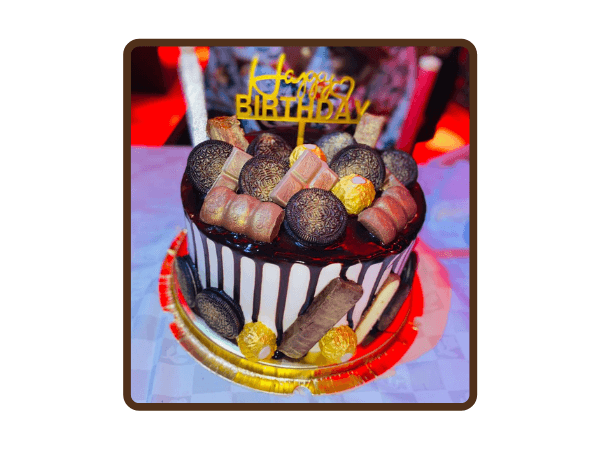 8″ MEDIUM ROUND 4 INCH HEIGHT BIRTHDAY CAKE (FAB3)