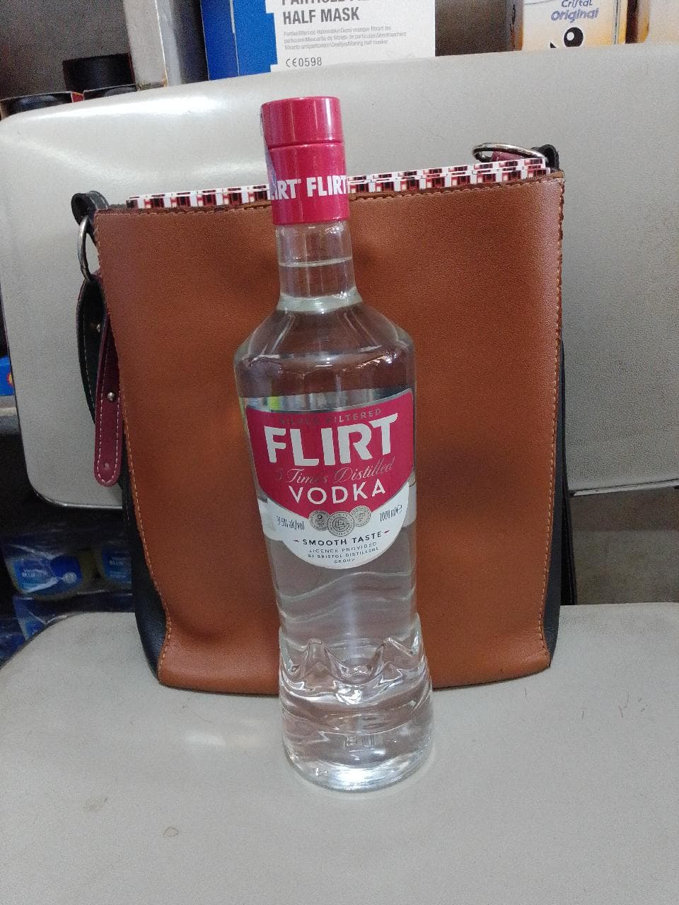 SILVER FILTERED FLIRT VODKA